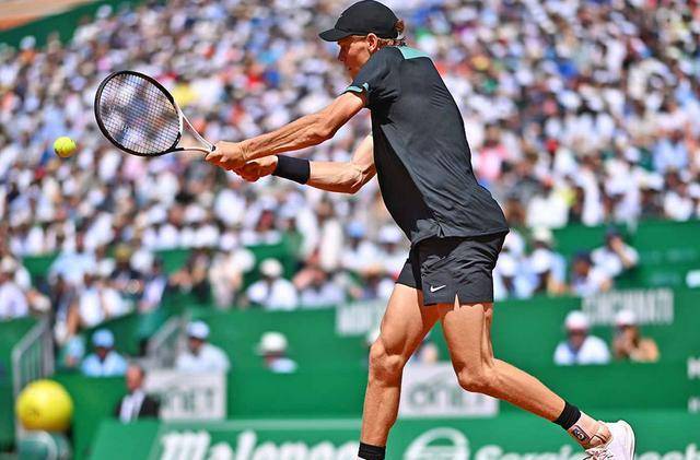 关于蒙特卡洛大师赛轻取年终总决赛，西西帕斯状态火热的信息